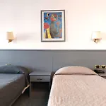 Ξενοδοχείο Vitruvio 3*