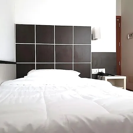 Vitruvio Hotel 3*